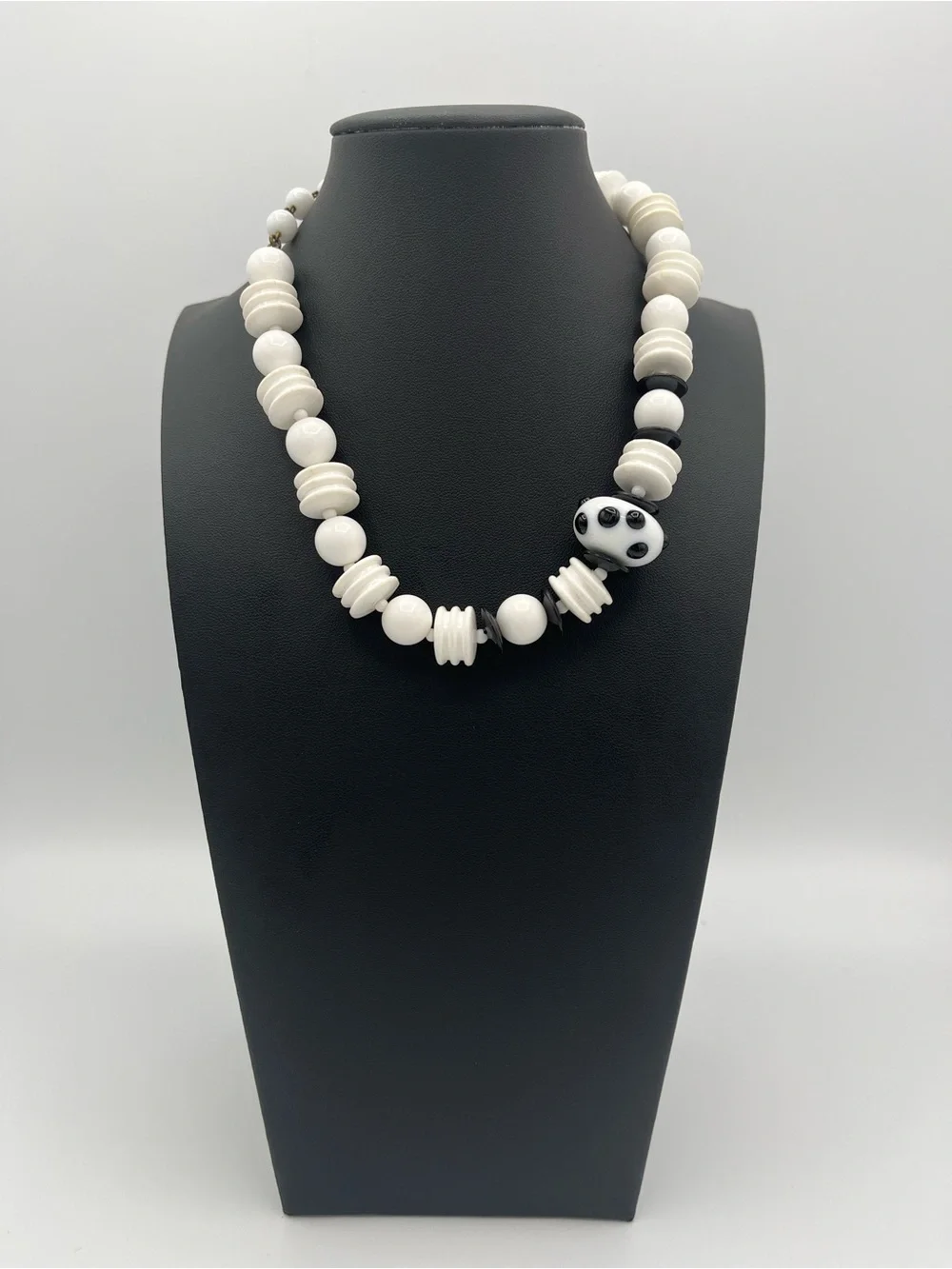Vintage Miriam Haskell Chunky Hubnail Statement Necklace – Signed White & Black